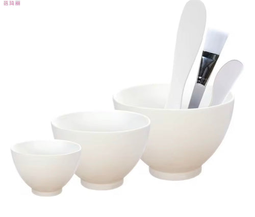 Facial mask mixing bowls and applicator tools set