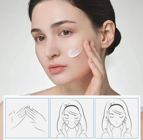 Applying KOEC Snail Mucin 92% Moisturizer